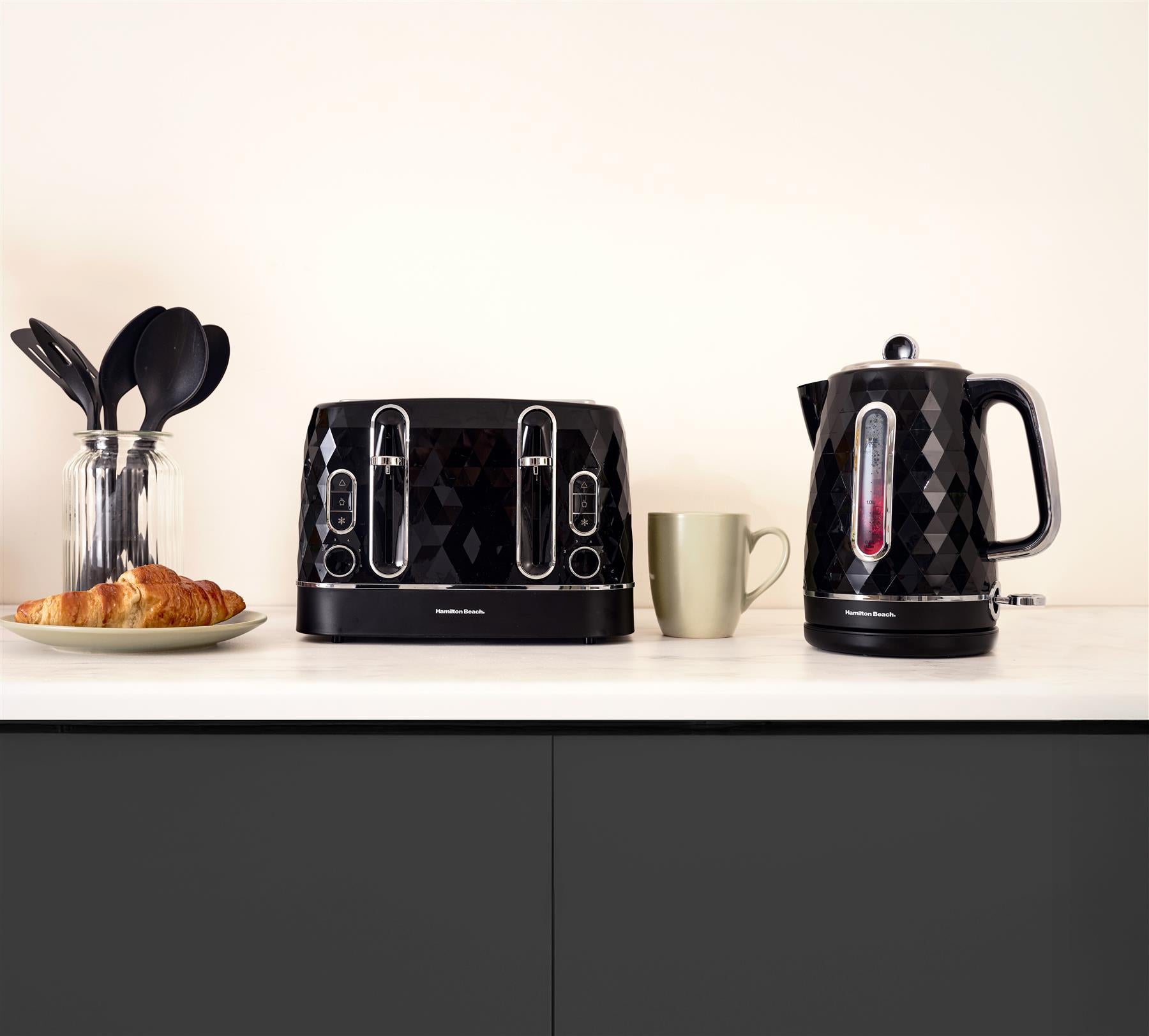 Hamilton Beach Diamond Kettle & Toaster Set Black