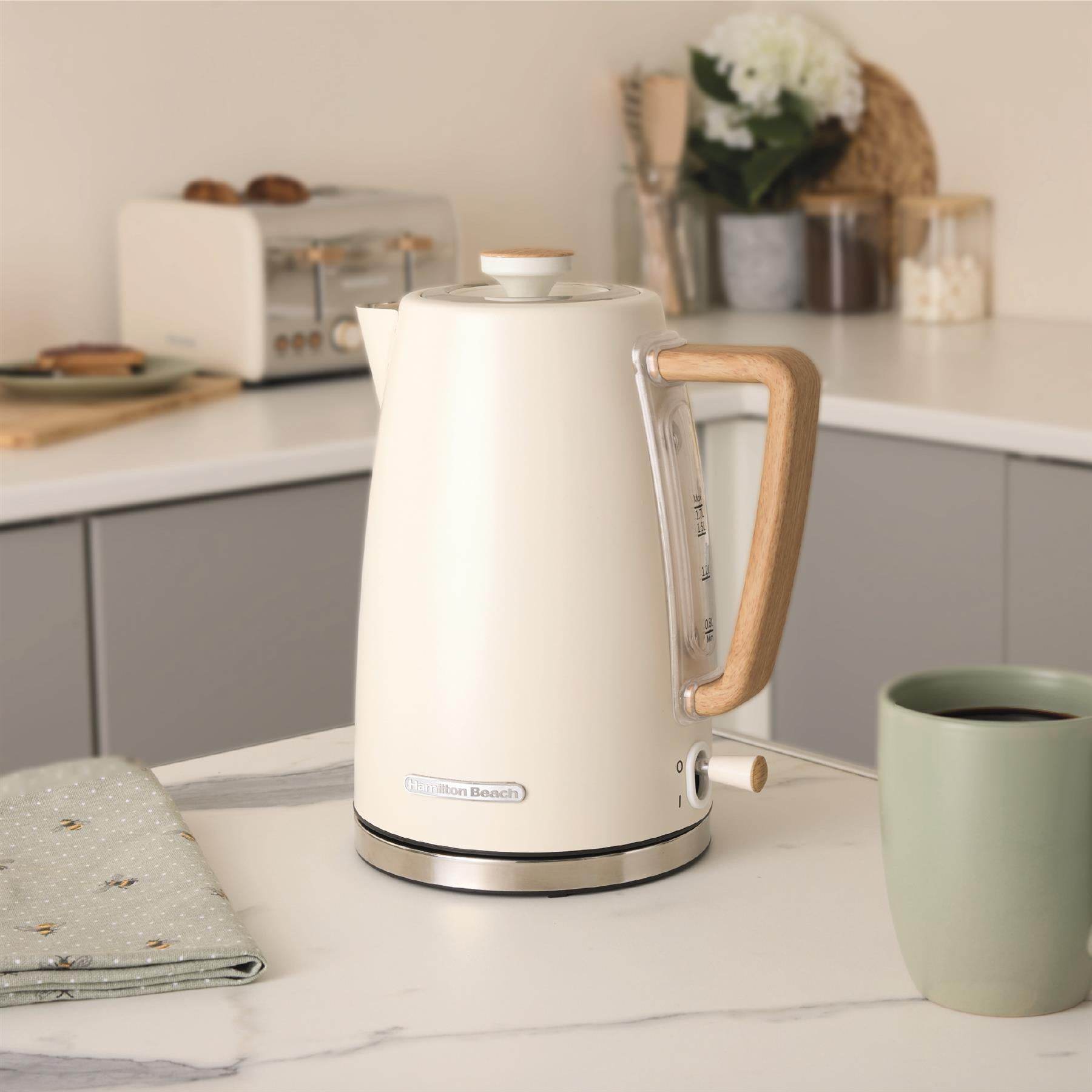 Hamilton Beach Scandi 1.7L Kettle - Matte Cream with Wood Effect - Hamilton Beach UK