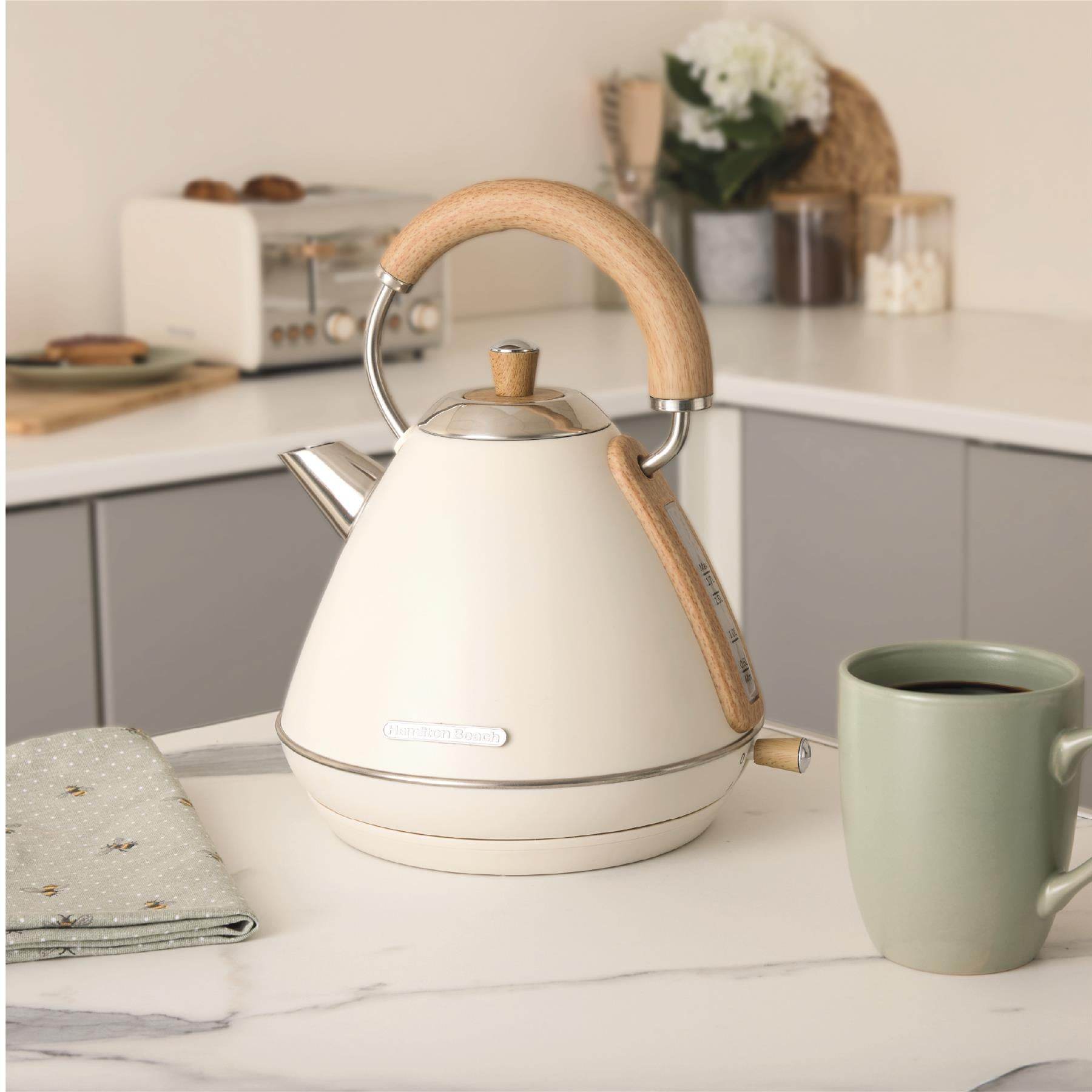 Hamilton Beach Scandi 1.7L Pyramid Kettle - Matte Cream with Wood Effect - Hamilton Beach UK