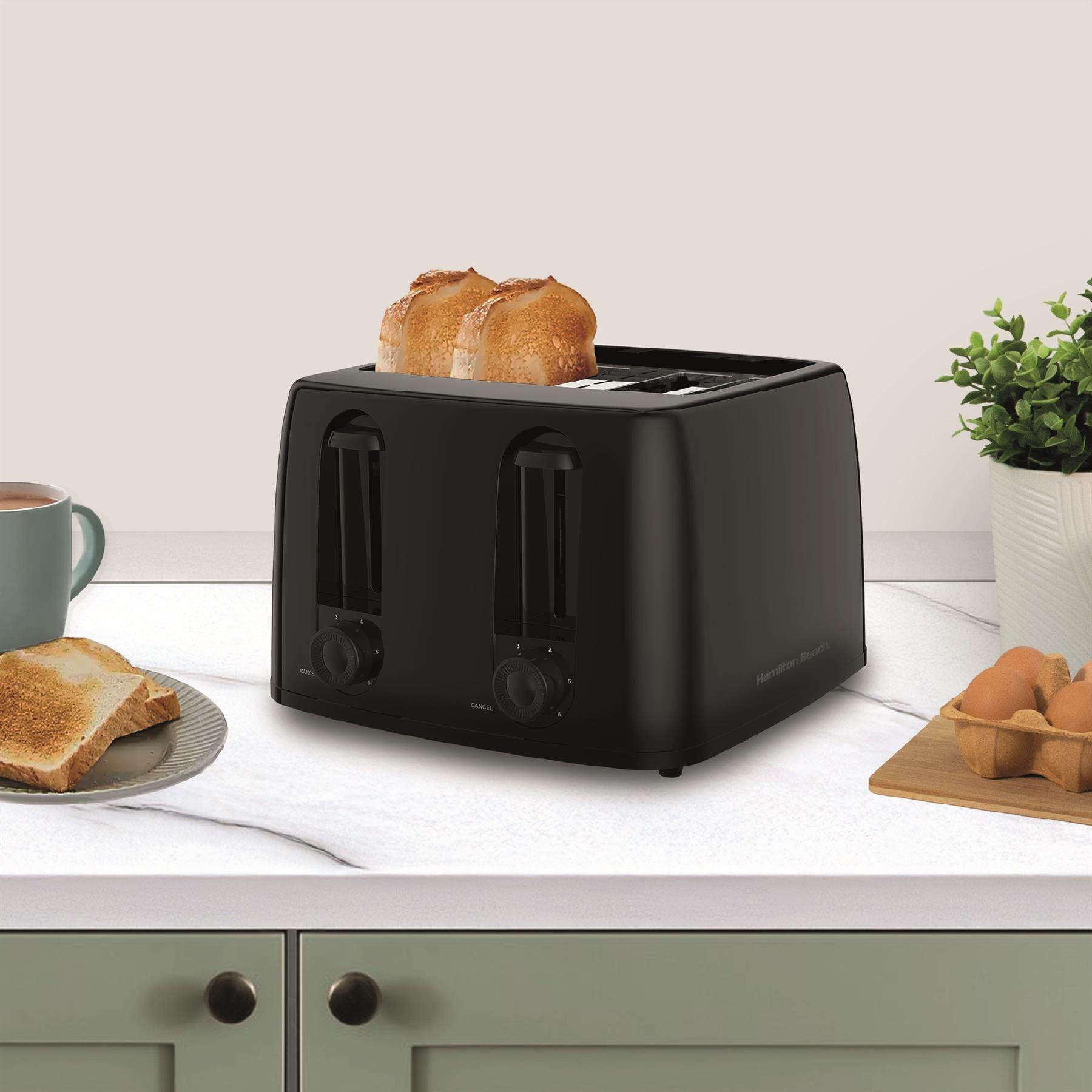Hamilton Beach Essential Rapid Boil Kettle & 4 Slice Toaster Set - Black - Hamilton Beach UK