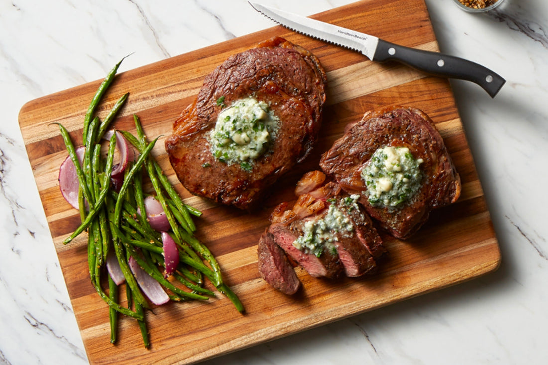 Air Fryer Rib-Eye Steak with Gorgonzola Butter - Hamilton Beach UK