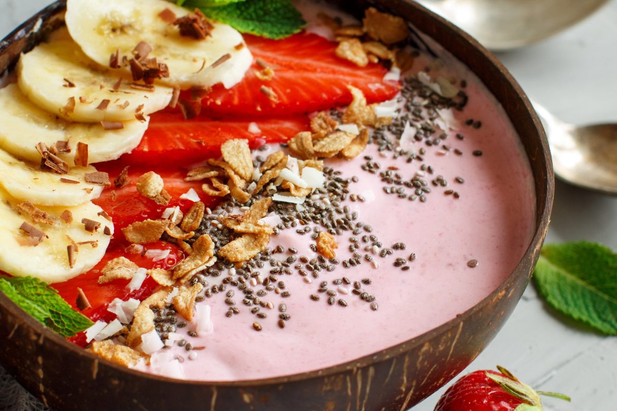 Strawberry & Banana Smoothie Bowl