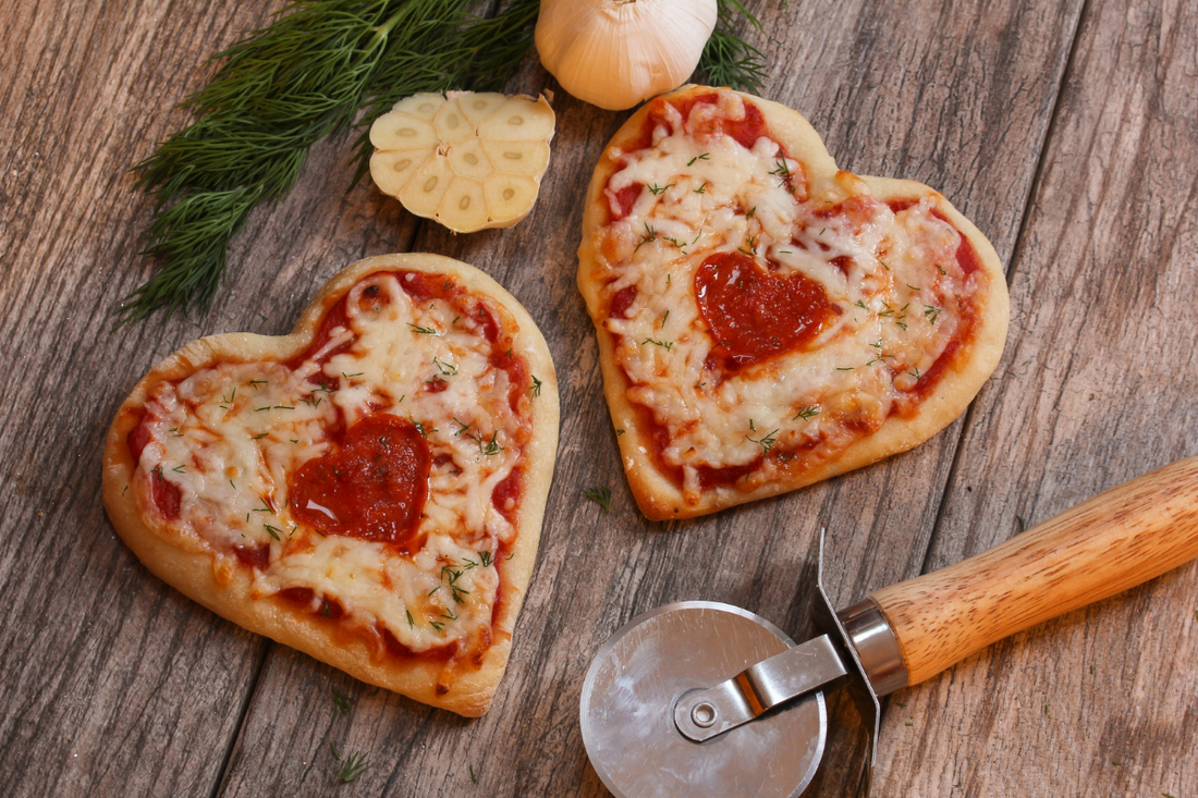 Valentine's Day Heart Shaped Pizza - Hamilton Beach UK