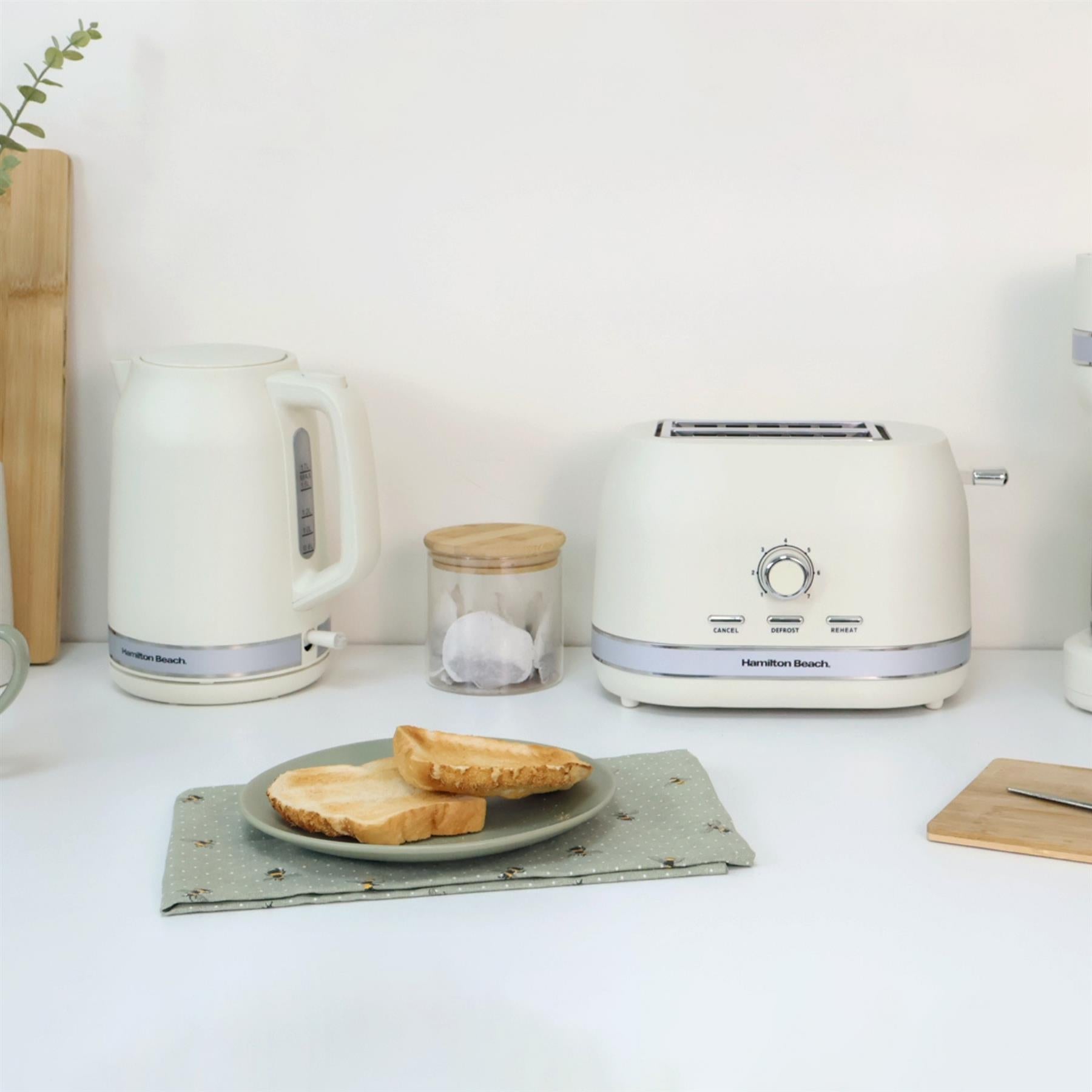 Ella 1.7L Kettle - Matte Latte