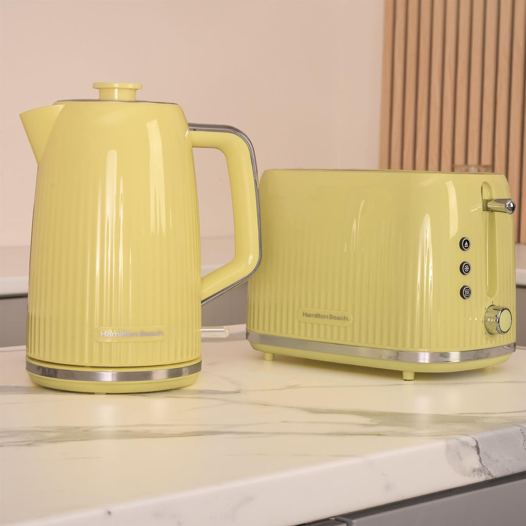 Hamilton Beach Miami Kettle & Toaster Set Banana Split