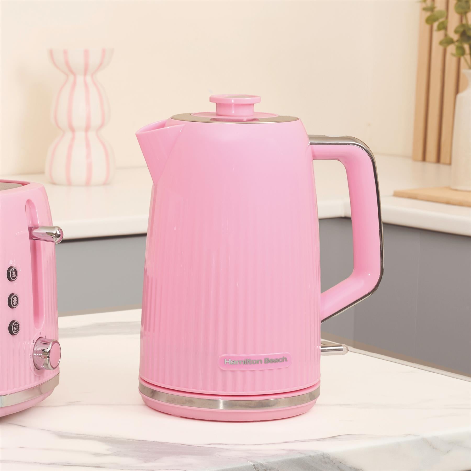 Hamilton Beach Miami Kettle & Toaster Set Flamingo Pink