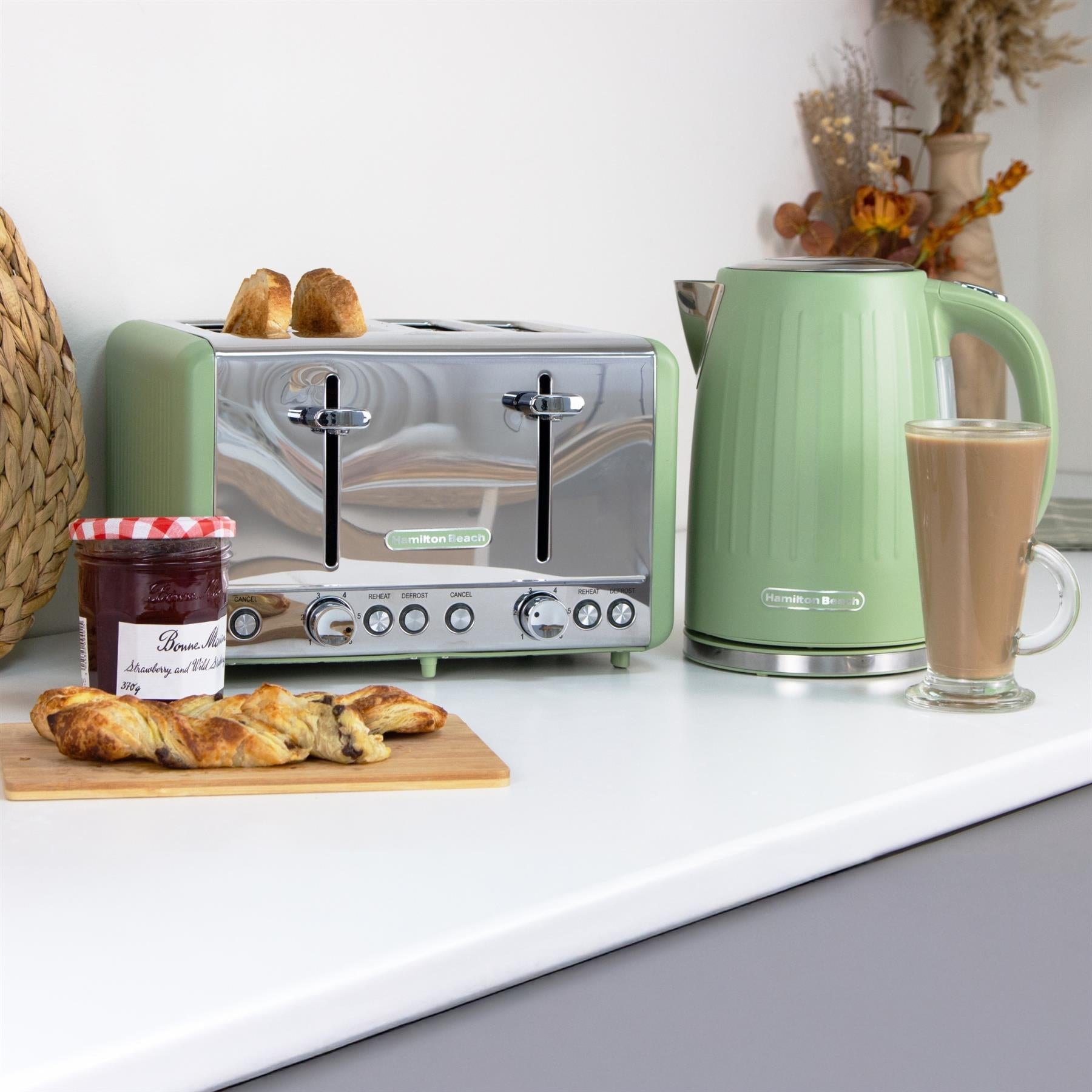 Hamilton Beach Harmony Kettle & Toaster Set