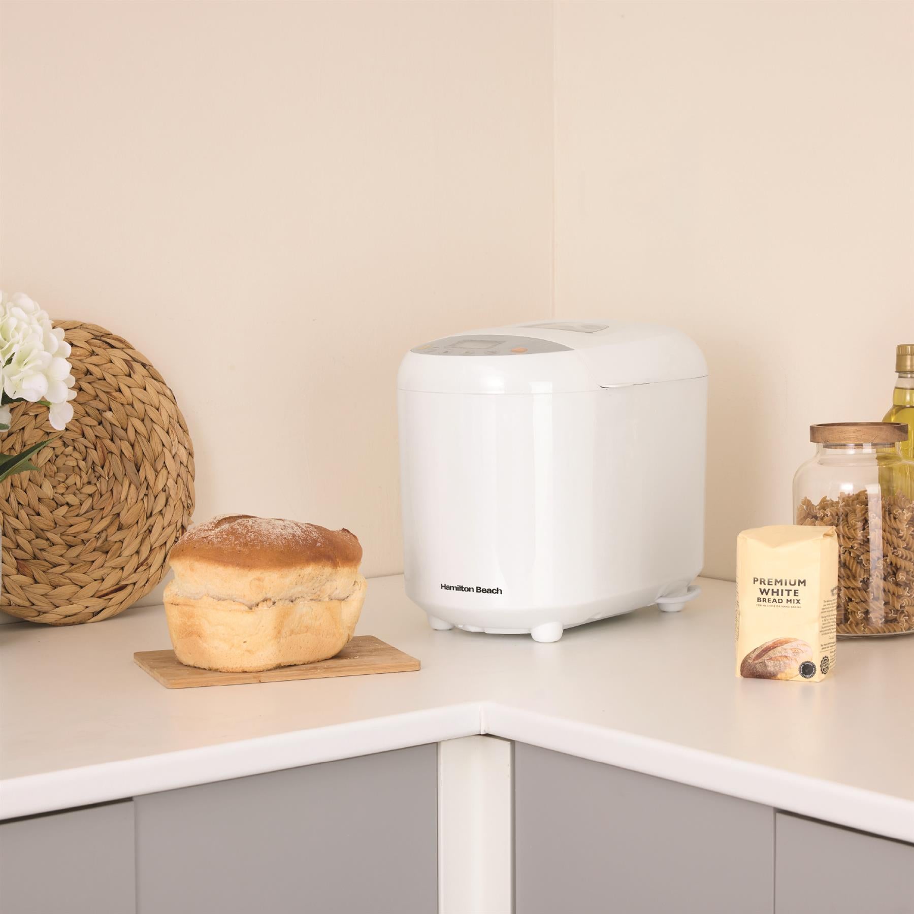 Hamilton Beach Essential QuickBake 19-in-1 Automatic Bread Maker