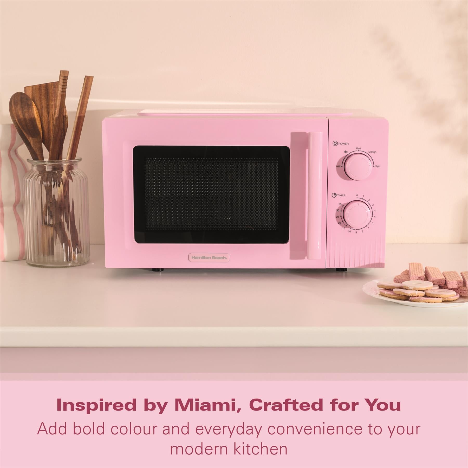 Hamilton Beach Miami Manual 800W Microwave - Flamingo Pink