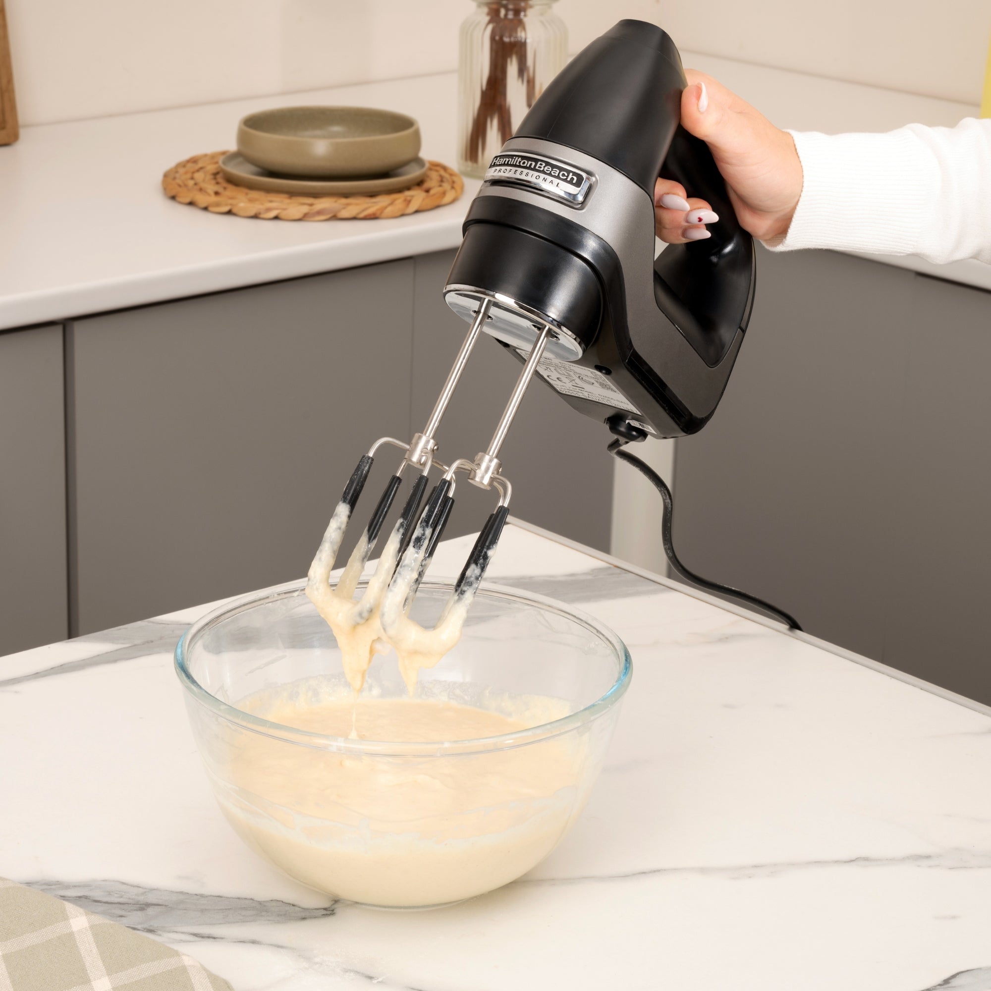 Hamilton Beach Professional 7-Speed Digital Electric Hand Mixer