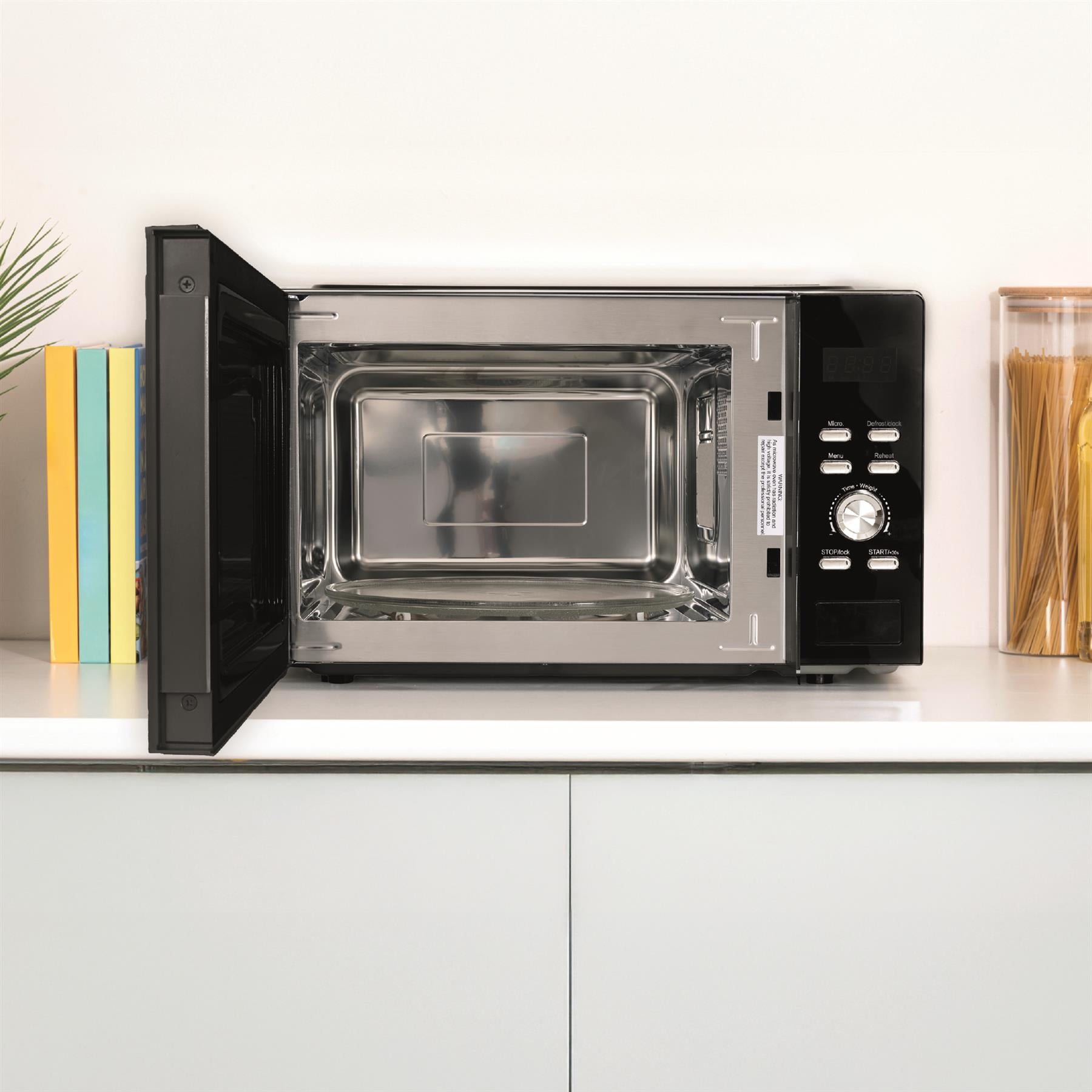 Hamilton Beach 30L Black Family Microwave