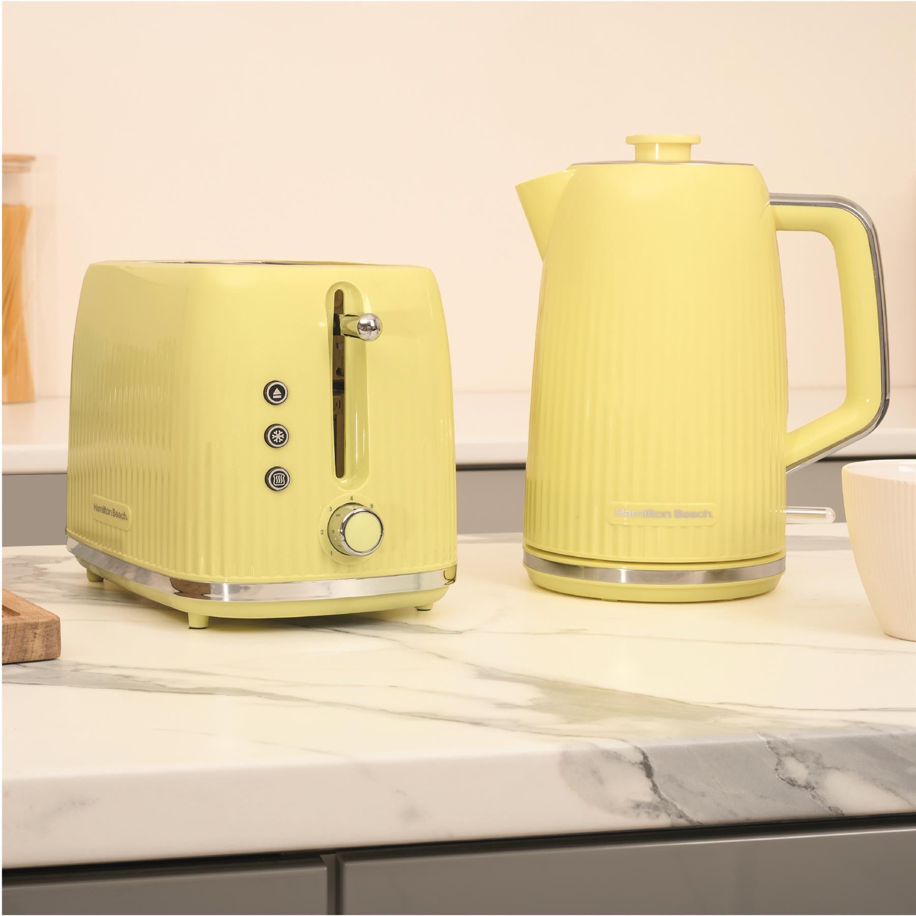 Hamilton Beach Miami Kettle & Toaster Set Banana Split