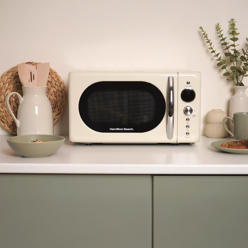 Hamilton Beach 20L Retro Cream Microwave
