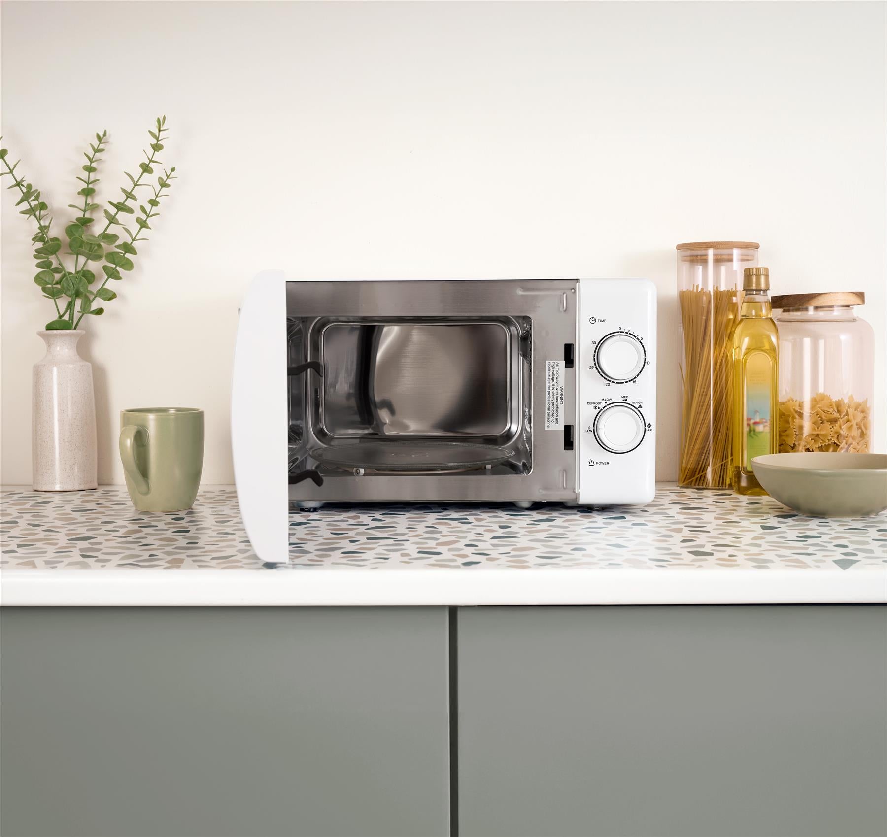 Hamilton Beach Essentials Kettle, 4 Slice Toaster & 20L Standard Microwave Set - White