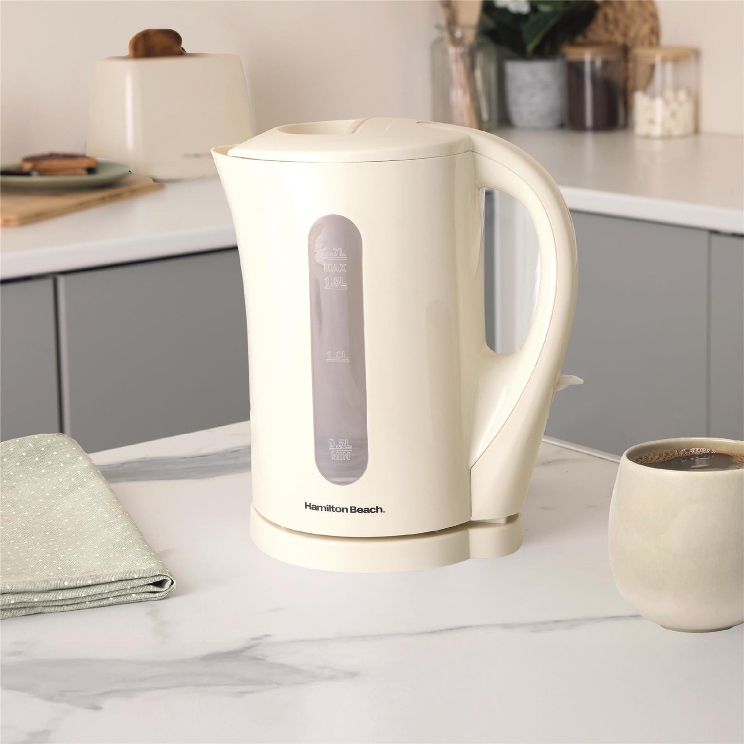 Hamilton Beach Essential 1.7L Cream Plastic Kettle