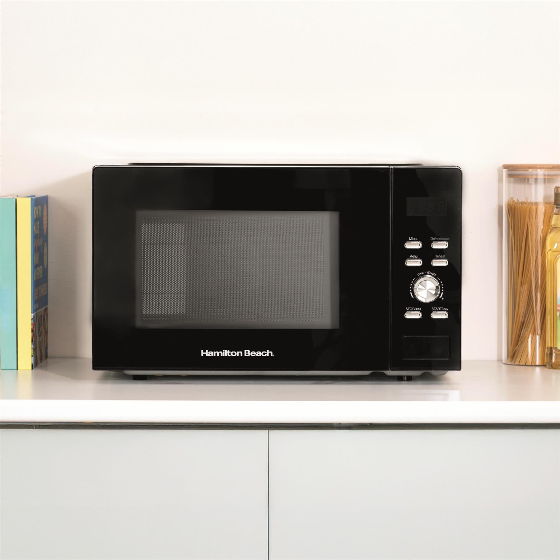 Hamilton Beach 30L Black Family Microwave