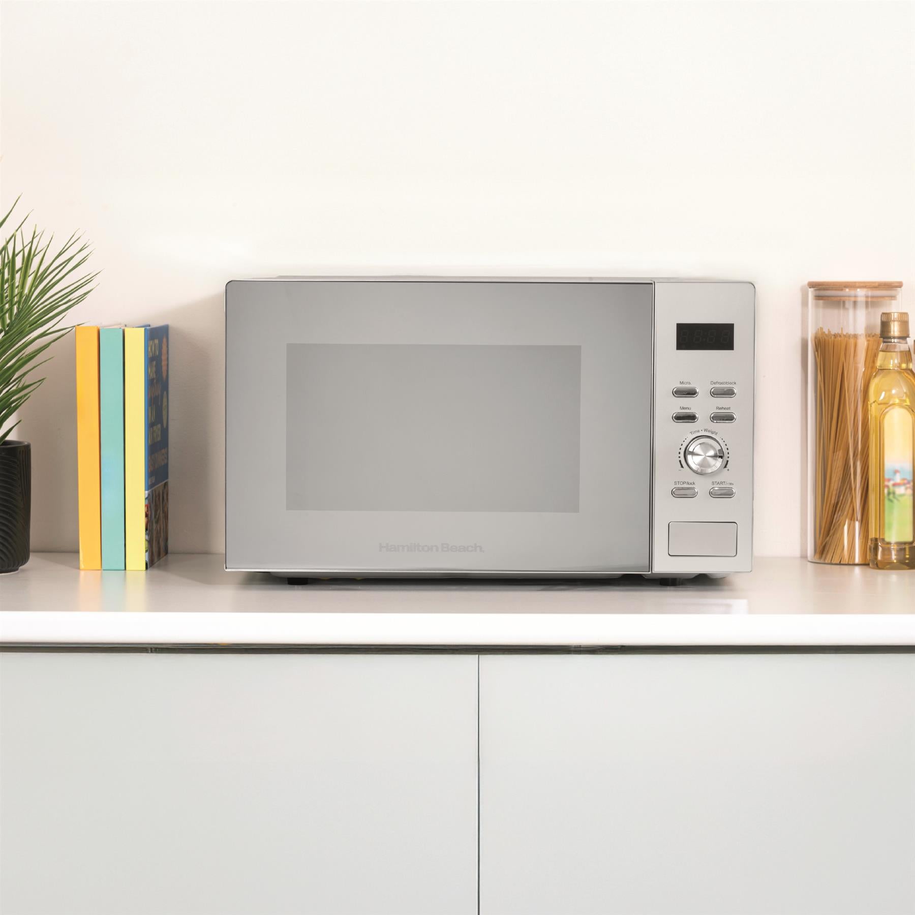 Hamilton Beach 30L Silver Family Microwave