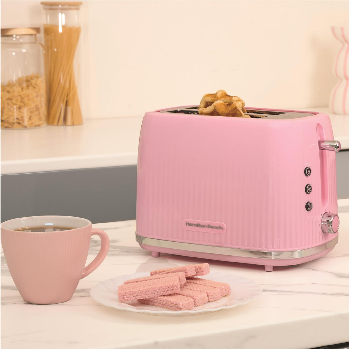 Hamilton Beach Miami 2 Slice Toaster Flamingo Pink