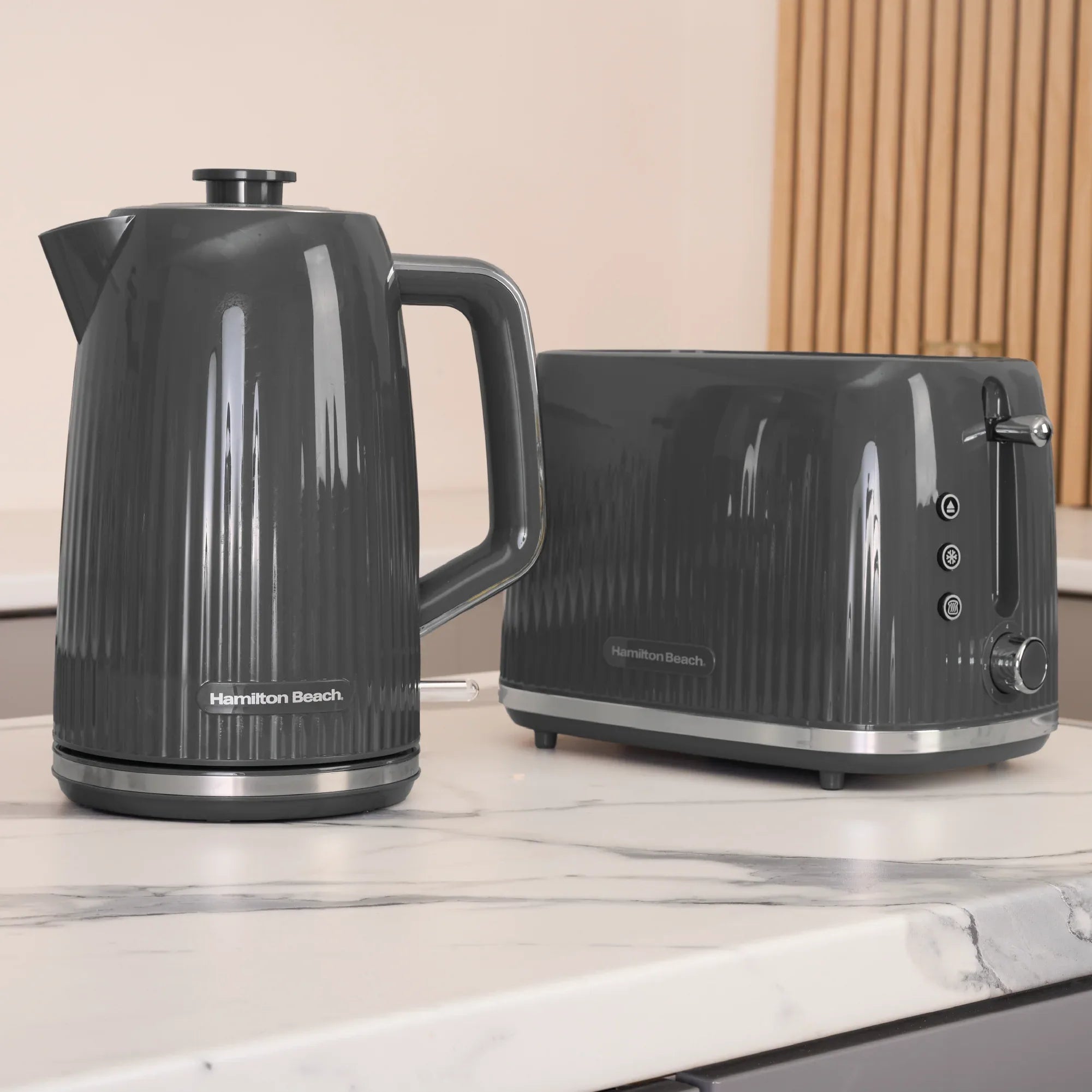 Hamilton Beach Miami 1.7L Kettle Charcoal Grey - Hamilton Beach UK