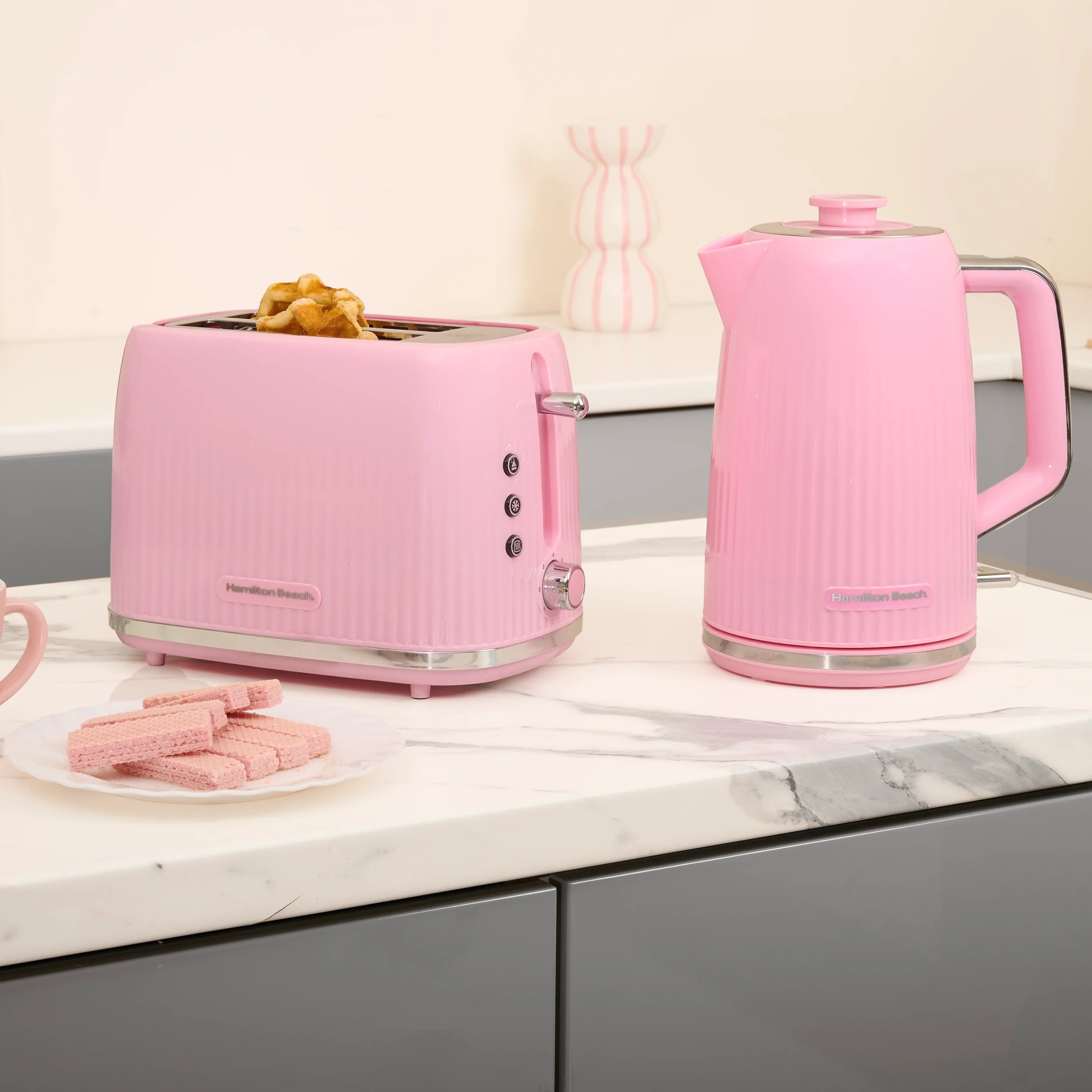 Hamilton Beach Miami 1.7L Kettle Flamingo Pink - Hamilton Beach UK