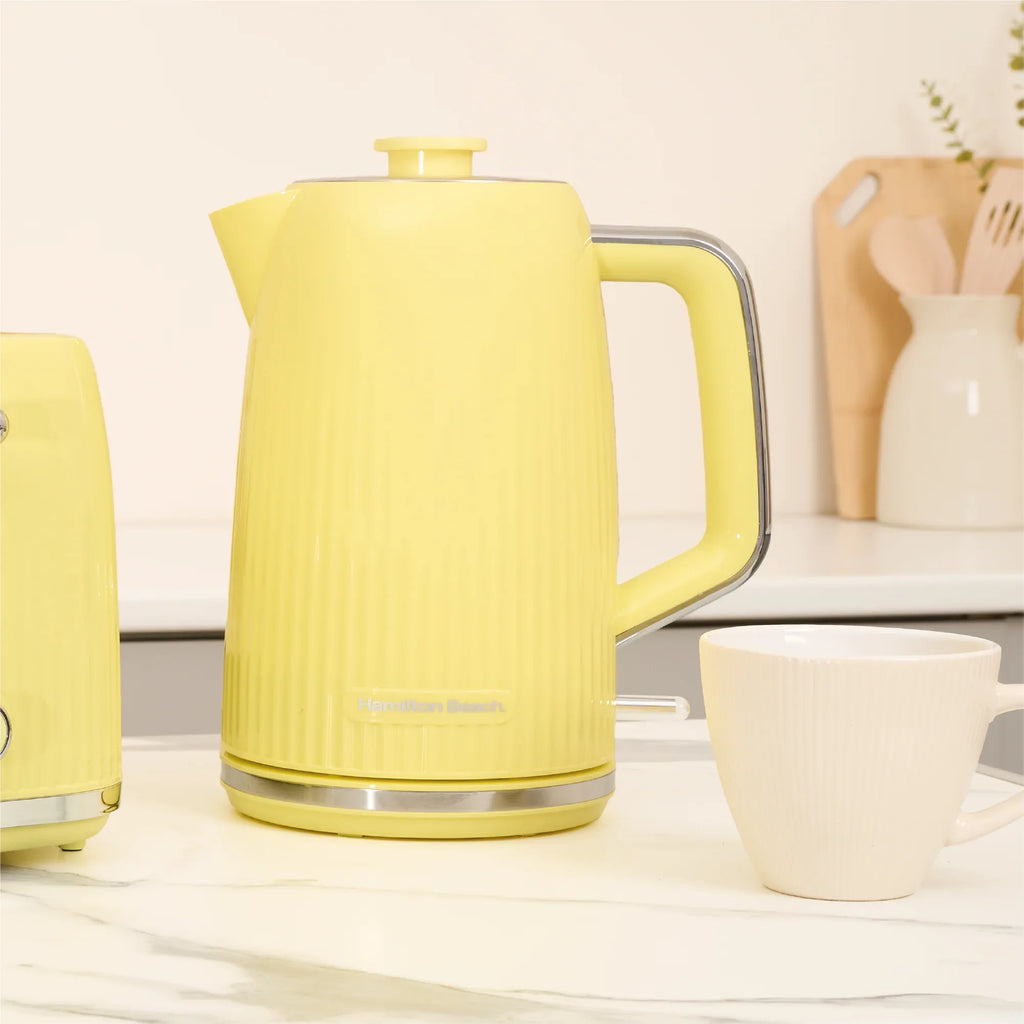 Hamilton Beach Miami Kettle & Toaster Set Banana Split - Hamilton Beach UK