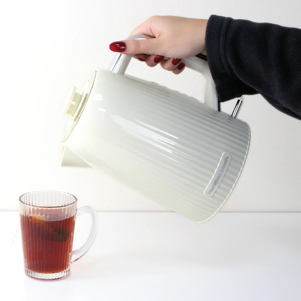 Hamilton Beach Miami Kettle, Toaster & Microwave Set - Sand - Hamilton Beach UK