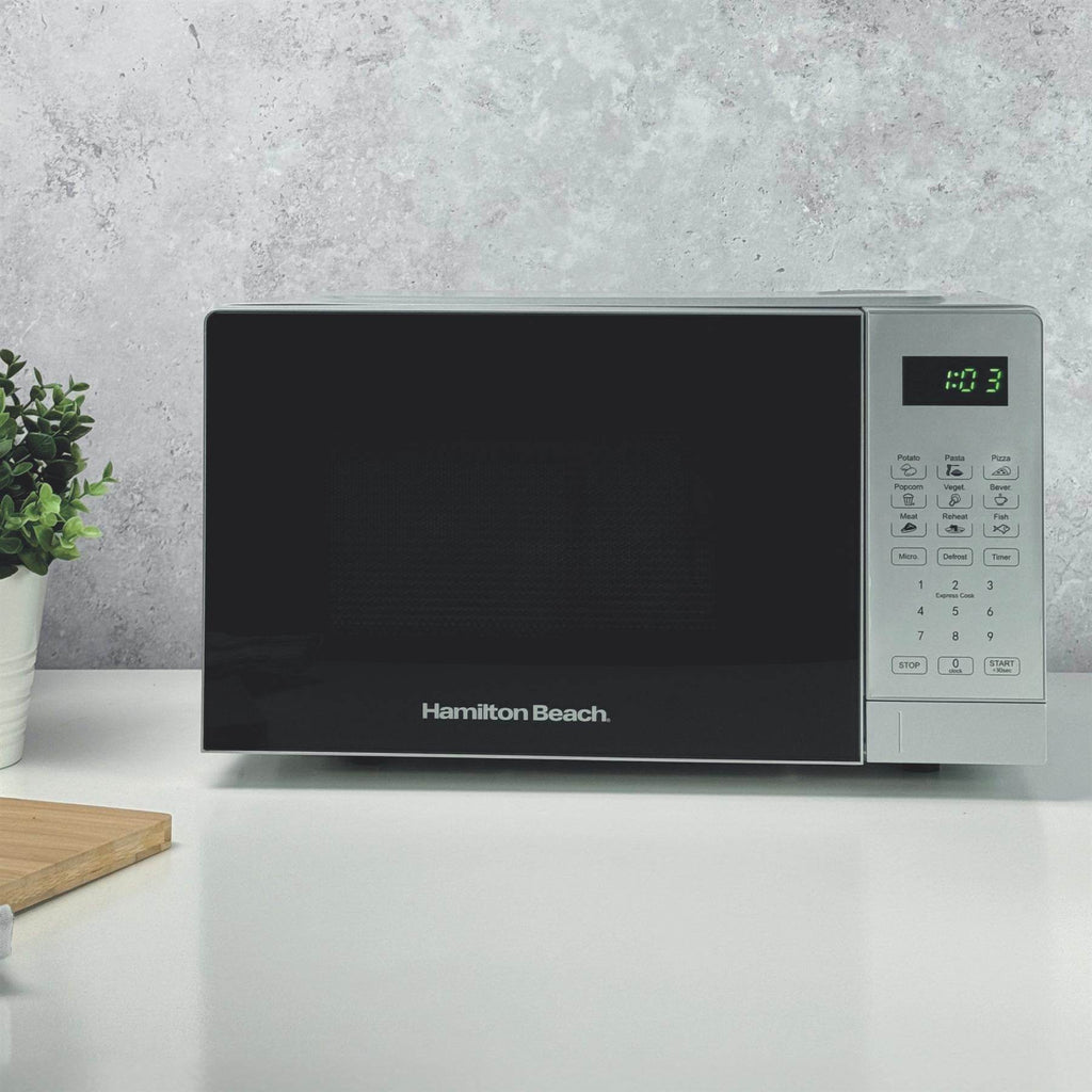 Essential 20L Digital Microwave - Silver