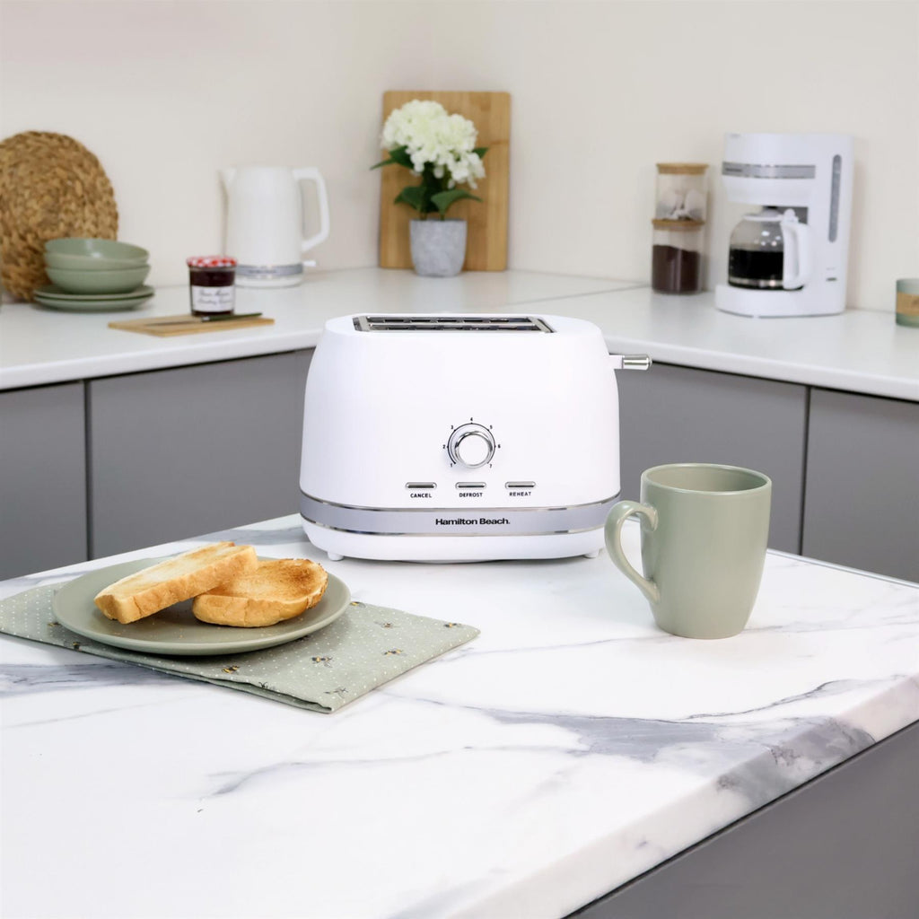 Hamilton Beach Ella White Kettle & Toaster Set